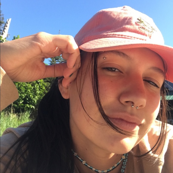 Meet your Posher, Lucy - Picture 1 of 1